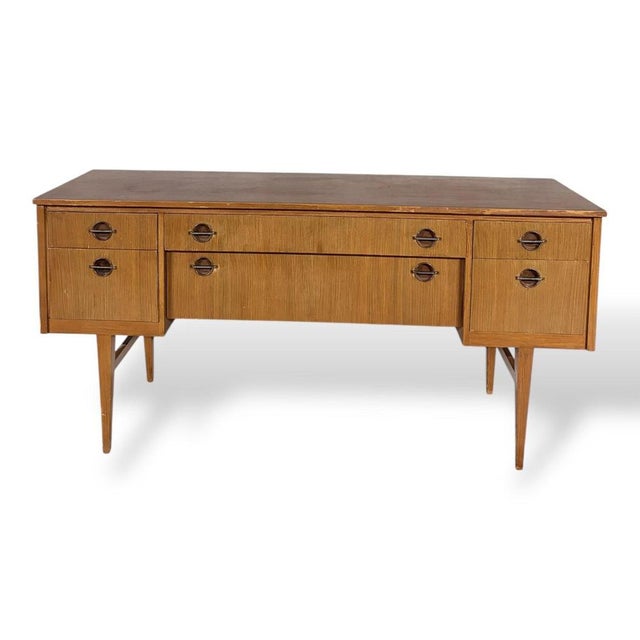 Mid-Century Teak Compact Sideboard from Austinsuite, 1960s For Sale - Image 4 of 9