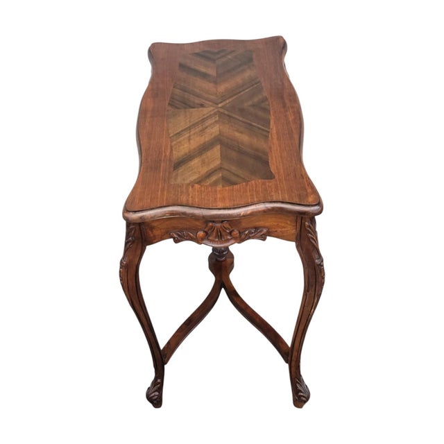 1930s French Louis XV Style Walnut Side Table – Carved Cabriole Legs & Inlaid For Sale - Image 10 of 16