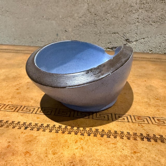 Vermeulen Holland Handmade Blue Pottery Bowl Dish Catch All Mid-Century For Sale In San Diego - Image 6 of 12