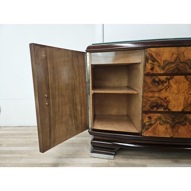 Art Deco Milanese Sideboard in Walnut Burl with Mirrored Top, 1940 For Sale - Image 13 of 18