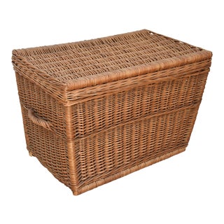 Vintage French Woven Wicker & Willow Trunk For Sale