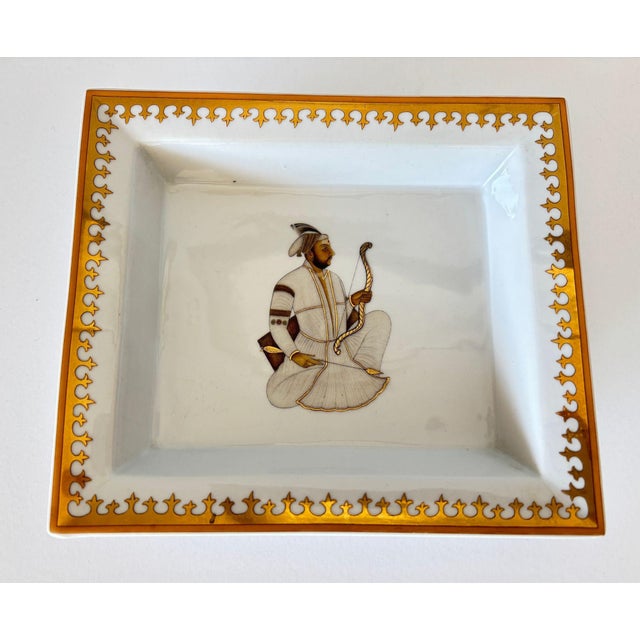 Indian Jaipur Style Porcelain Vide-Poche With Mughal Maharadjah Miniature Portrait For Sale - Image 3 of 9