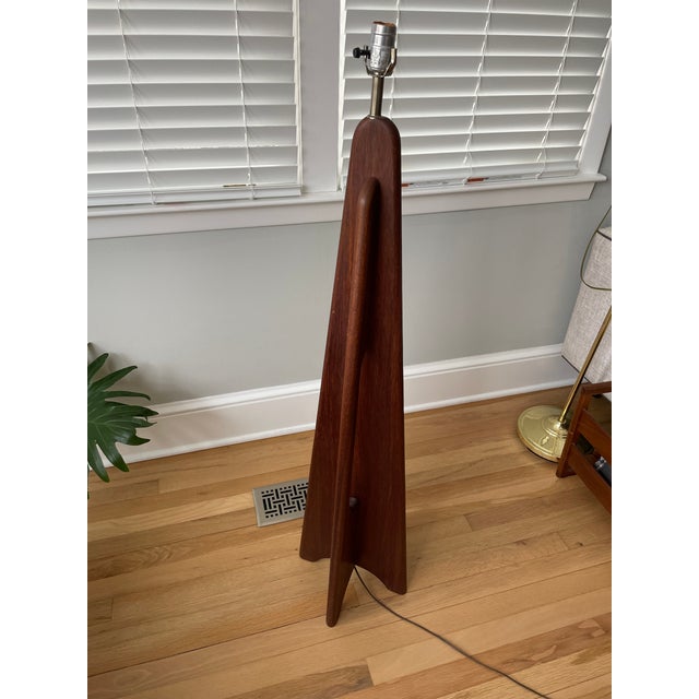 Atomic Arrow Floor Lamp Attributed to Adrian Pearsall For Sale - Image 12 of 12
