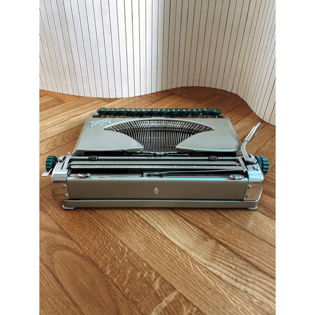 Metallic Green Brillant Junior Typewriter with Zippered Case by Groma for Neckermann, Germany, 1950s For Sale - Image 9 of 13