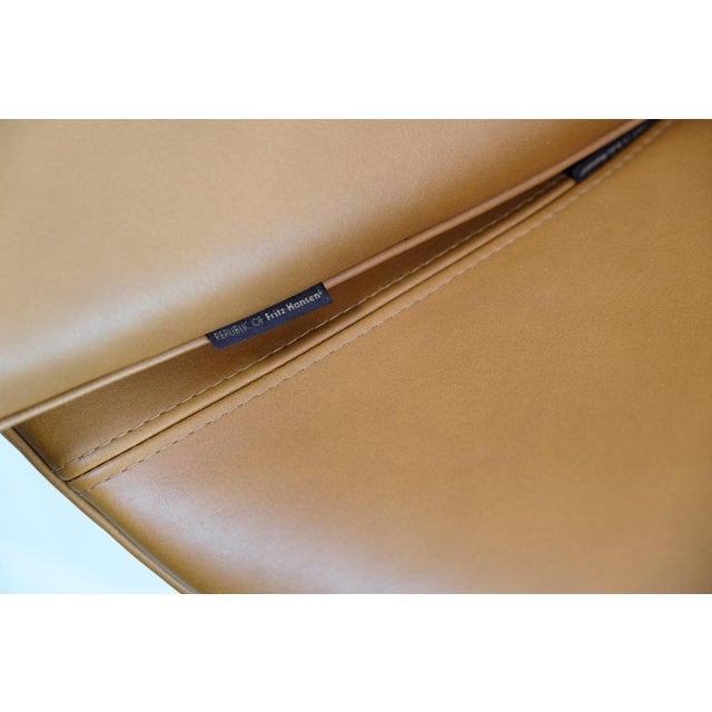 Gold Model 3316 Egg Chair by Arne Jacobsen for Fritz Hansen, 2010s For Sale - Image 8 of 15