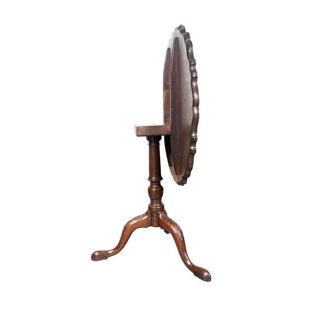 Traditional George III Mahogany Piecrust Tilt Top Table For Sale - Image 3 of 10