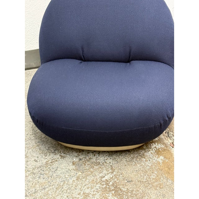 Pierre Paulin for Gubi Pacha Lounge Swivel Chair For Sale - Image 13 of 14