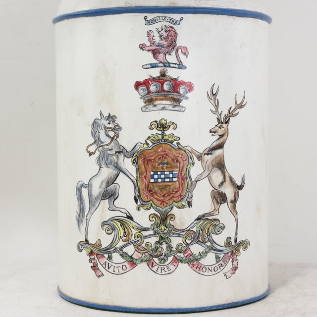 Metal Vintage Hand Painted Tole Tea Caddy Lamp White Heraldic Crest Motif Table Lamp For Sale - Image 7 of 12