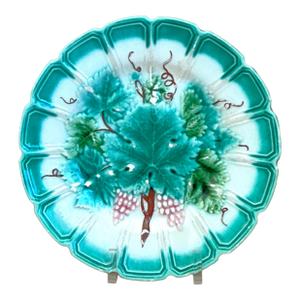 Vintage Majolica Maple Leaf Plate