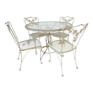 Vintage Mid Century Woodard Wrought Iron Daisy Pattern Table Glass Top & 4 Chairs For Sale