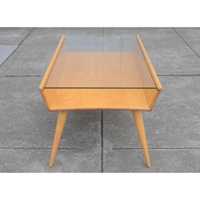 MCM Heywood Wakefield Maple Wood & Glass Coffee Table With Shelf For Sale - Image 4 of 13