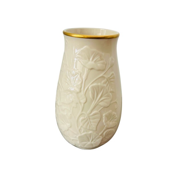 Ceramic Late 20th Century Lenox Morning Glory Collection Ivory Porcelain Vase With 24k Gold Trim – Embossed Floral Bone China, Made in Usa For Sale - Image 7 of 9