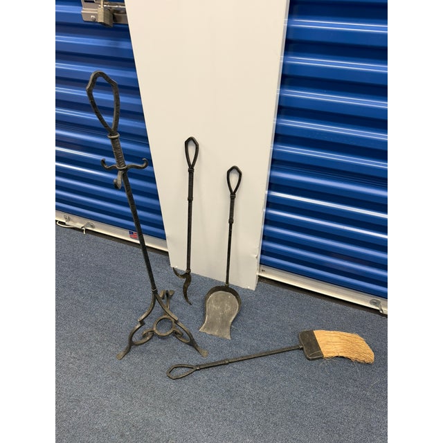 Metal Wrought Iron Fireplace Tool Set – Vintage Stand With Shovel, Poker & Broom For Sale - Image 7 of 7