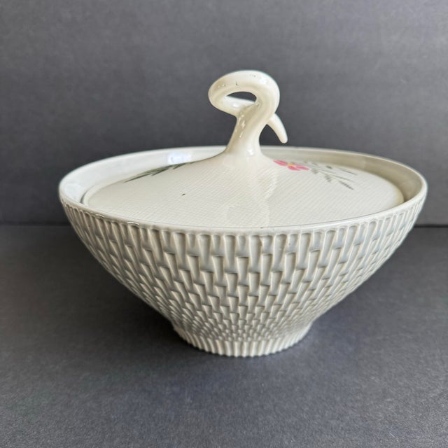 Red Wing Pottery Country Garden Decorative Bowl Casserole Serving Dish With Lid MCM Attributed For Sale - Image 6 of 10