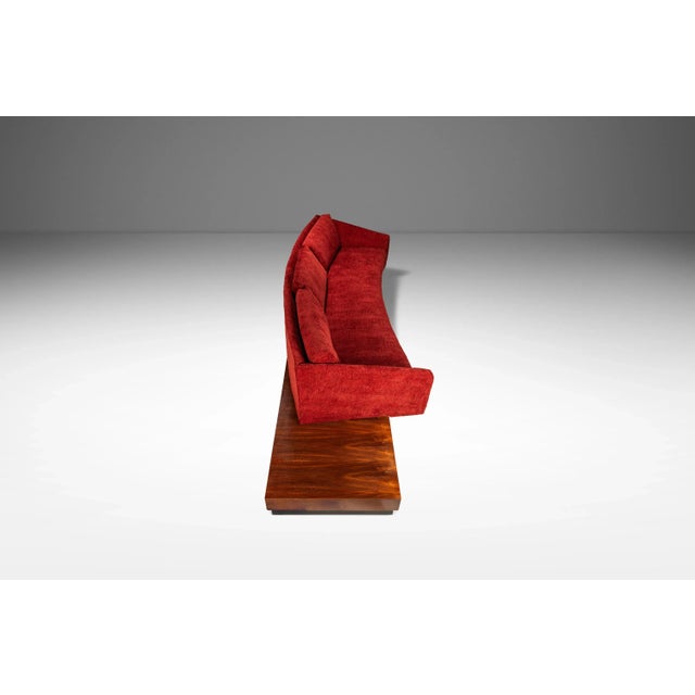 Mid-Century Modern Brutalist Platform Sofa in Walnut & Red Tweed by Adrian Pearsall for Craft Associates, Usa, Circa 1960's For Sale In Orlando - Image 6 of 12