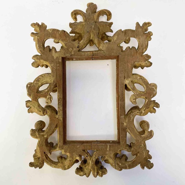 Antique Baroque Italian Carved and Gilded Frames, 1750s, Set of 2 For Sale - Image 5 of 11