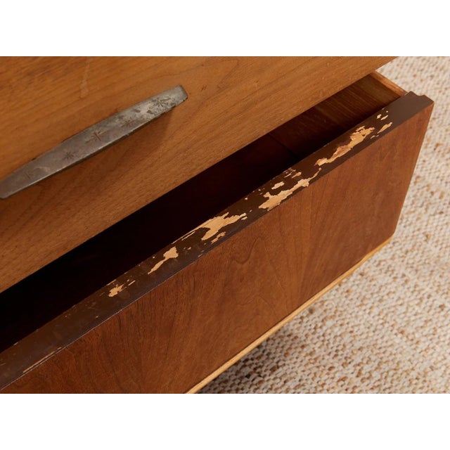 Mid Century 1950’s Dixie Six Drawer Dresser For Sale In Los Angeles - Image 6 of 12