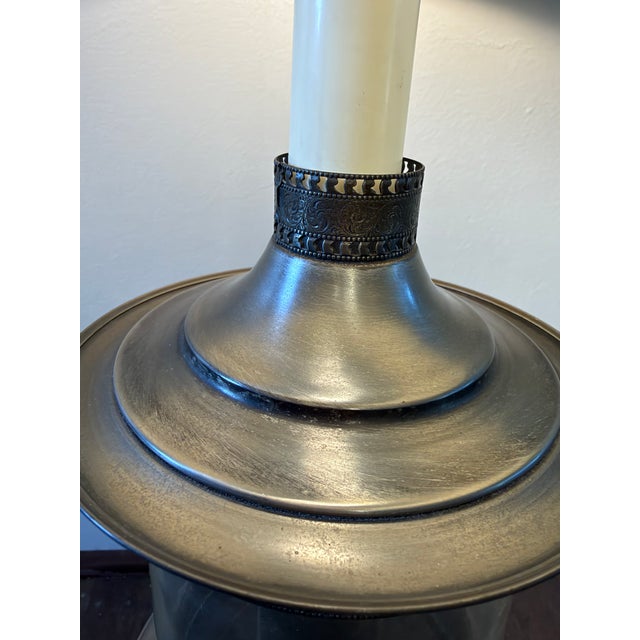 Hollywood Regency Vintage Hollywood Regency Pineapple Table Lamp With Bronze-Tone Finish and Linen Shade For Sale - Image 3 of 6
