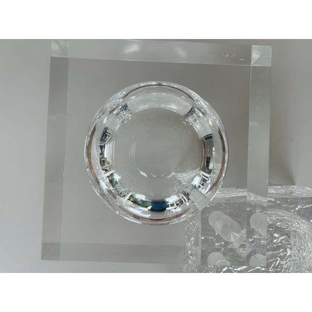 Transparent 1970's Albrizzi Lucite "Cubed" Box With Interior Sphere and Textured "Ice" Base For Sale - Image 8 of 11