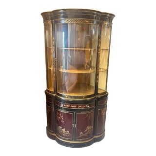 1970s Union National Chinoiserie Curved Glass Corner Curio Cabinet For Sale