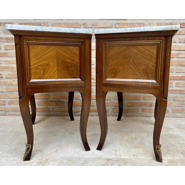 Mid-Century Walnut Nightstands with Drawers and Marble Tops, 1950s, Set of 2 For Sale - Image 6 of 13
