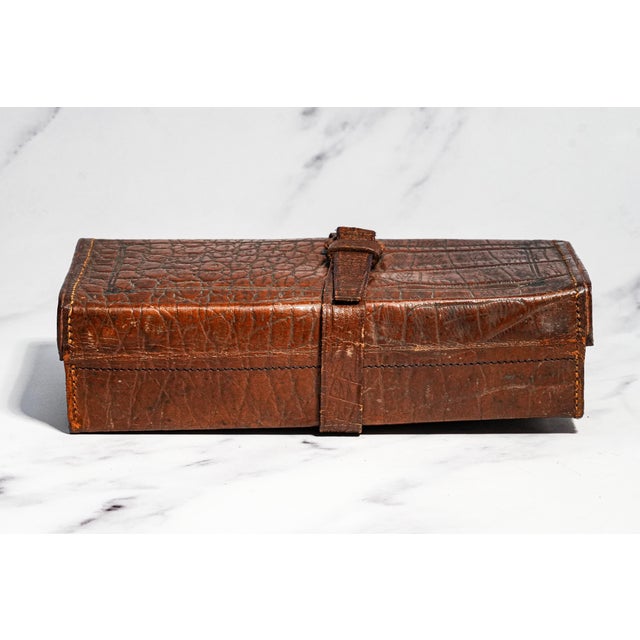 Wonderful Antique Victorian Leather Travel Box Embossed Pattern Gentleman's Valet Case Dressing Table Storage Home Decor For Sale - Image 9 of 13
