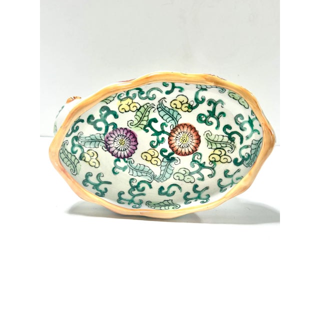 1980s Vintage Chinoiserie Monkey Soap Dish With Hand-Painted Floral Motif For Sale - Image 5 of 6
