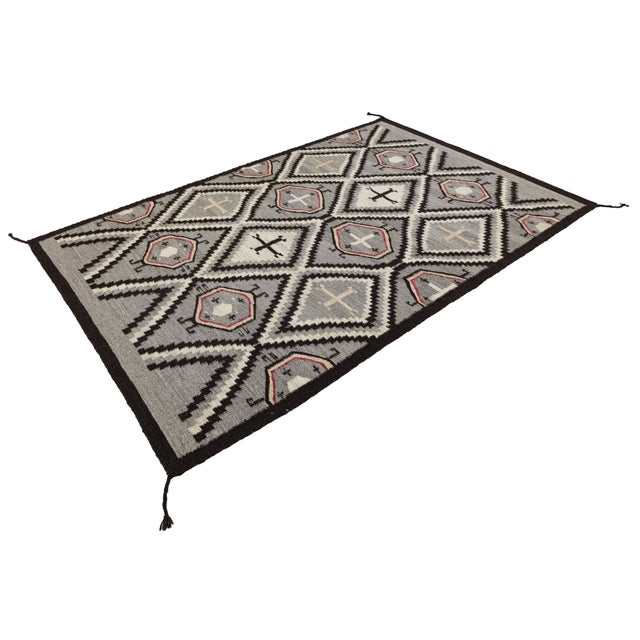 Modern Navajo Style Wool Area Rug – Geometric Diamond Lattice With Cross Motifs For Sale - Image 9 of 10