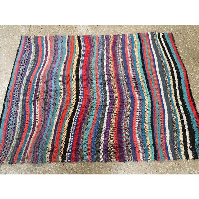 Galerie Shabab Collection Mid-20th Century Persian Flatweave Kilim Rug For Sale In New York - Image 6 of 9