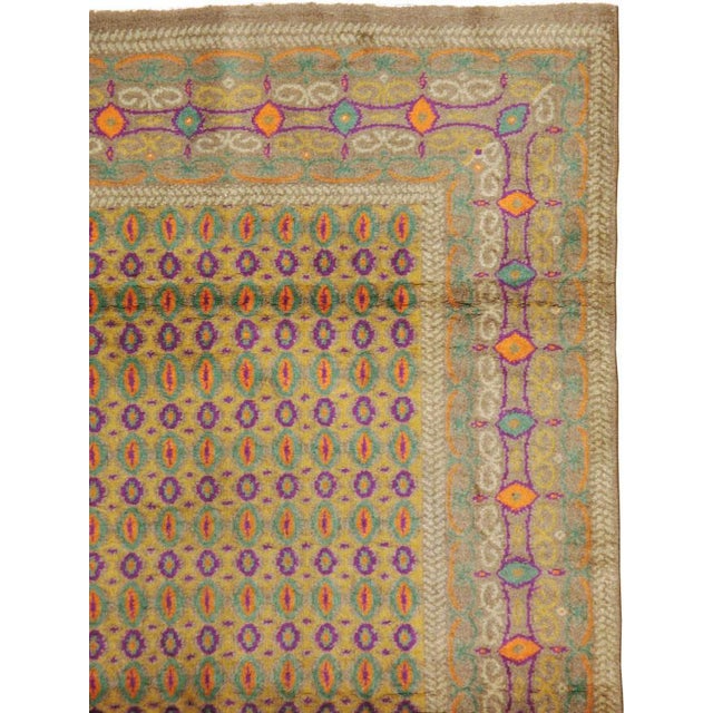 Mid-Century Modern Galerie Shabab Collection Mid-20th Century Indian Lahore Rug For Sale - Image 3 of 9