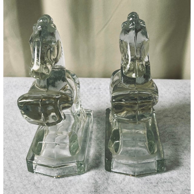 Art Deco Vintage Mid-Century Glass Rearing Horses Bookends, Attributed to L. E. Smith - a Pair For Sale - Image 3 of 5