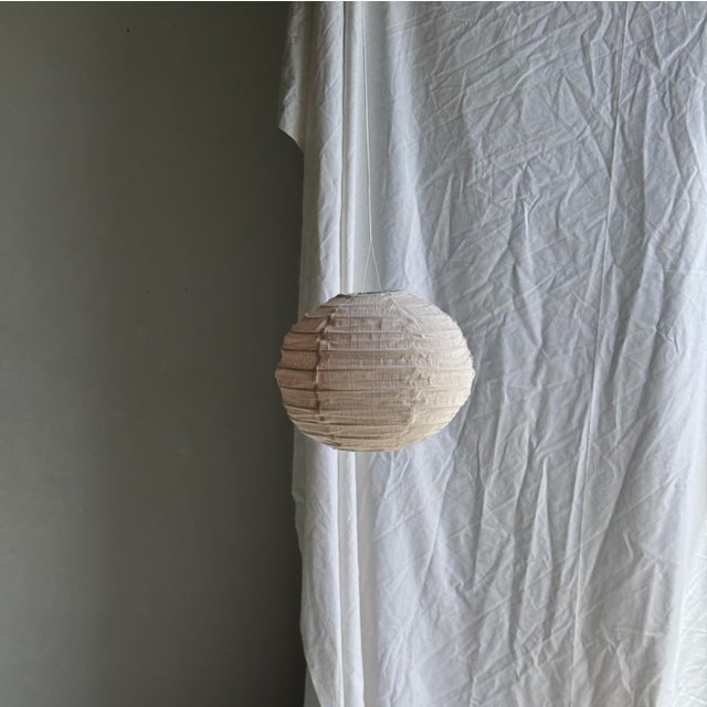 Small Japanese-Style Rattan and Natural Linen Pendant Light For Sale - Image 17 of 18