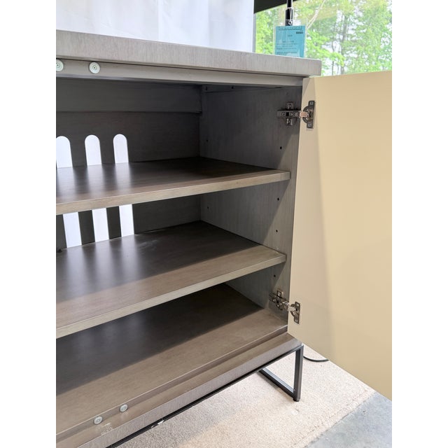 Ethan Allen Ravenswood Geometric Media Cabinet For Sale In New York - Image 6 of 9