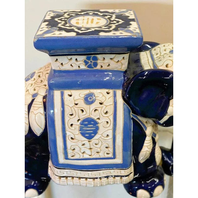 Ceramic Chinoiserie Ceramic Lucky Elephant Plant Stand in Blue and Cream, 1970s For Sale - Image 7 of 9