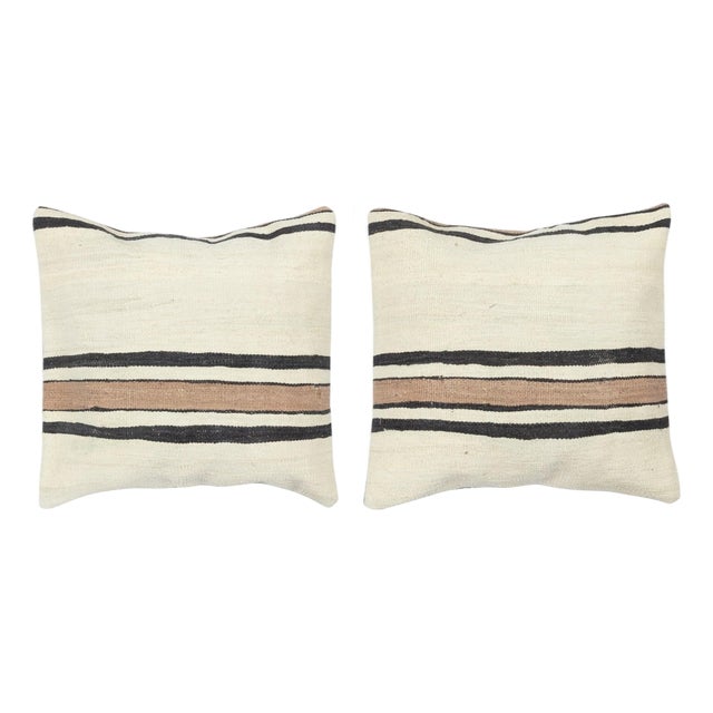 20"x20" SET OF 2 - Hemp Kilim Cushion Covers. A pair of Lace Pillow Covers For Sale