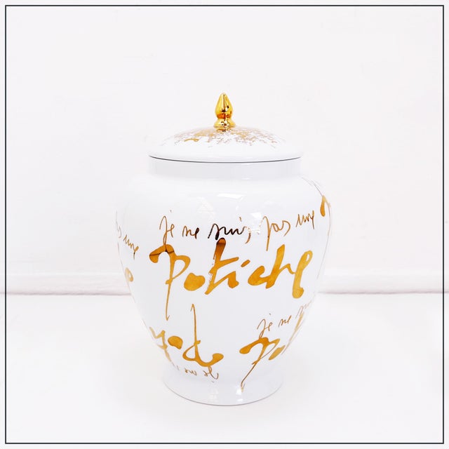I Am Not a Decorative Object Vase in Porcelain by Dominique Degueldre, 2018 For Sale - Image 15 of 15