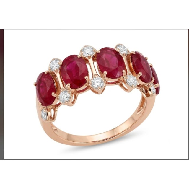 2020s Natural Ruby 4.15cts & Diamond 0.45cts Ring in 14k Gold For Sale - Image 5 of 8