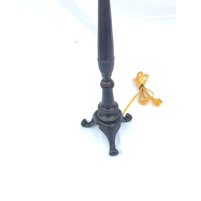 Mid-Century Modern Vintage Mid-Century Traditional Table Lamp For Sale - Image 3 of 7