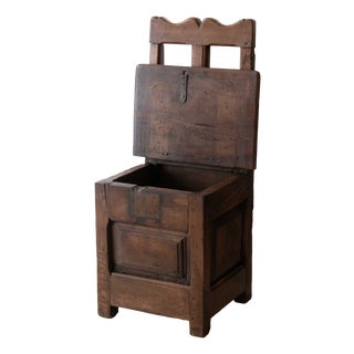17th Century French Occasional Chair For Sale