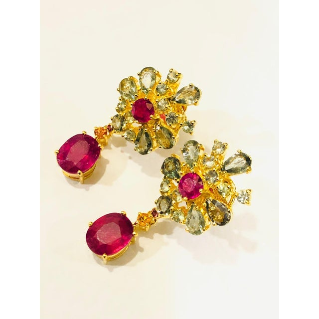 Gemstone Bochic "Orient" Ruby & Green & Yellow Sapphire Earrings Set 18K Gold & Silver For Sale - Image 7 of 18