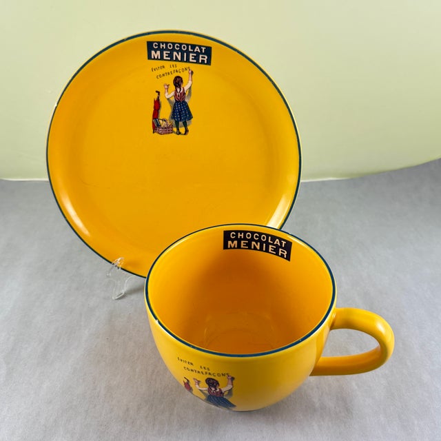 Chocolat Menier Yellow Café Éditions Clouet Set For Sale - Image 4 of 11
