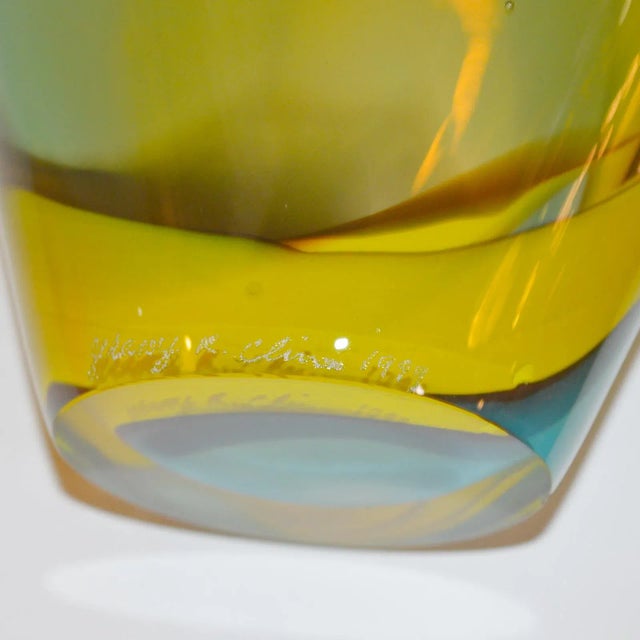 Late 20th Century Set of Three Hand Blown Glass Vases by Jeremy R Cline. u.s.a. 1999 For Sale - Image 5 of 8