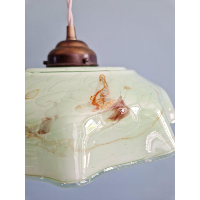 1920s Art Deco Pendant Light in Green Marbled Opaline Glass, 1920s-1930s For Sale - Image 5 of 12