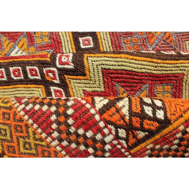 Mid 20th Century Colorful Vintage Turkish Embroidered Flat-Weave Kilim Rug With All-Over Diamond Design For Sale - Image 11 of 13
