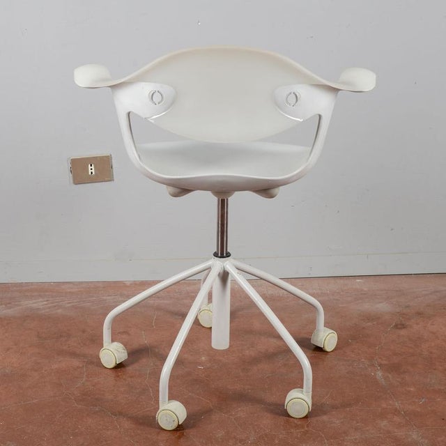 Plastic Leaf Model Chair by Ross Lovegrove for Driade For Sale - Image 5 of 9