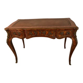 Late 20th Century French Louis XV Leather Top Walnut Writing Desk For Sale