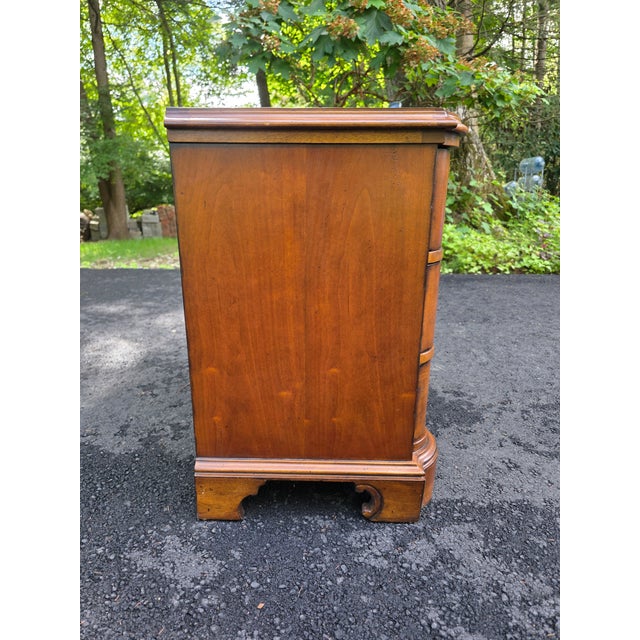 French Pair of Century Furniture Company French Style Nightstands With 3 Drawers For Sale - Image 3 of 7
