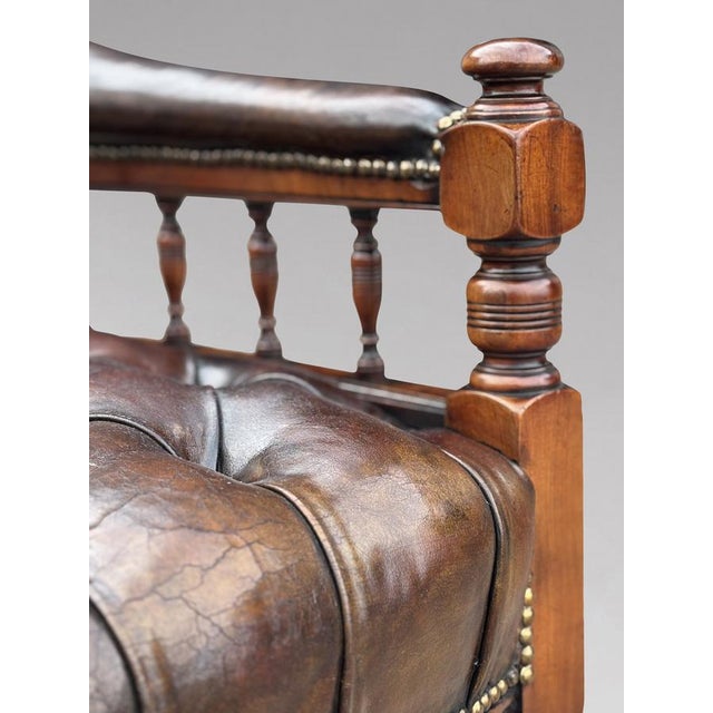 Mid 19th Century Brown Leather and Mahogany Captain's Desk Armchair, 1860 For Sale - Image 5 of 11