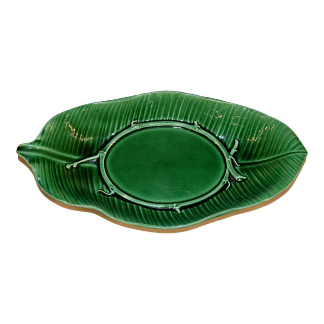 19th C Wedgwood Majolica Dish For Sale