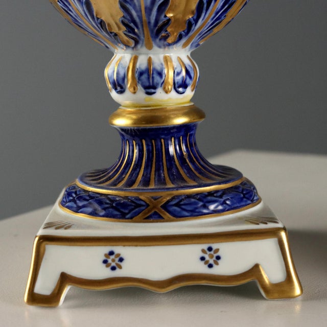Vintage Vases in Sèvres Porcelain, France, 20th Century, Set of 2 For Sale - Image 5 of 10